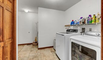 6 Lyndenwood Dr, Brookfield, CT 06804