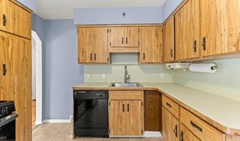 10045 Ruth Ave, Allen Park, MI 48101