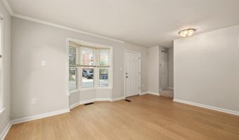 2213 S POLLARD St, Arlington, VA 22204