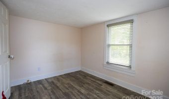 948 Riceville Rd, Asheville, NC 28805