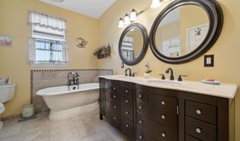 22 Hannah Lee Rd, Barnegat, NJ 08005