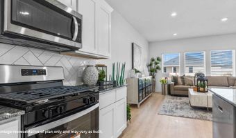 407 Emma St, Angleton, TX 77515