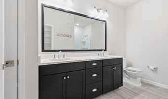 43032 STUARTS GLEN Ter 102, Ashburn, VA 20148