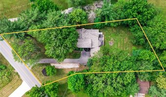 6170 Oberlin Rd, Amherst, OH 44001