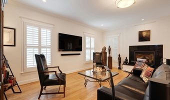 2807 1ST Rd N, Arlington, VA 22201