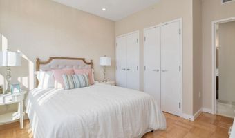 10339 OLD GEORGETOWN Rd 517, Bethesda, MD 20814