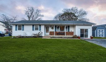 46 Bowline St, Beachwood, NJ 08722