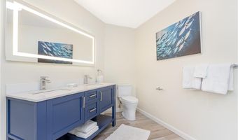 112 Harrison Ave, Newport, RI 02840