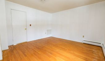 1 Camelot Dr Apt 2, Bloomfield, CT 06002