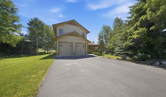 35 LUCY Cir, Alpine, WY 83128