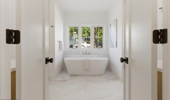 7705 HOLIDAY Ter, Bethesda, MD 20817