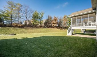 719 Clayton Corners Dr, Ballwin, MO 63011