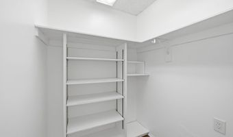 1225 MARTHA CUSTIS Dr 717, Alexandria, VA 22302
