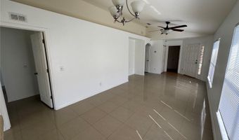 7406 OXFORD GARDEN Cir, Apollo Beach, FL 33572