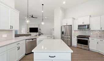 383 Station Pkwy, Bluffton, SC 29910
