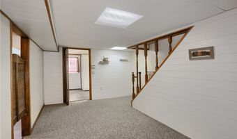 706 Hall Rd, Clay, PA 16001