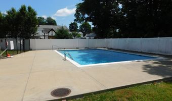 50 Greenhouse Rd 10A, Bridgeport, CT 06606
