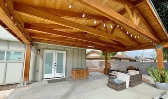 2246 Windsor Dr, Henderson, NV 89014