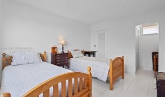 2999 POINT EAST Dr C-502, Aventura, FL 33160