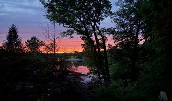 57 Lakeside Dr, Alloway, NJ 07461