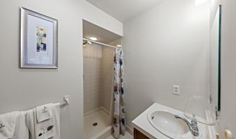 1 Baltusrol Ct 2, Alloway, NJ 07462
