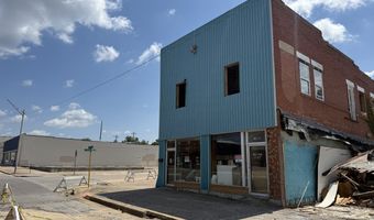 301 W 12th St, Ada, OK 74820