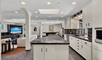 3181 Goldenspur Dr, Camarillo, CA 93010