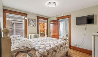 317-319 Turner St, Auburn, ME 04210