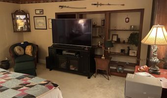 106 W 4th St, Bicknell, IN 47512