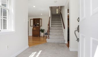 4 Meadowbrook Rd, Acton, MA 01720
