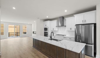 42231 SHINING STAR Sq, Ashburn, VA 20148