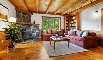 292 Berlin Rd, Bolton, MA 01740