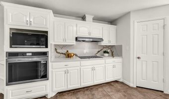 1735 Woodridge Ct, Aledo, TX 76008