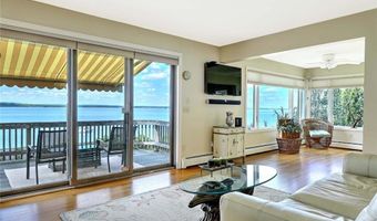 129 Seaside Dr, Jamestown, RI 02835