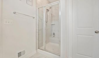 614 GLEN LAKE Dr, Bowie, MD 20716