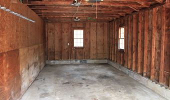 20 Water St, Boscawen, NH 03303