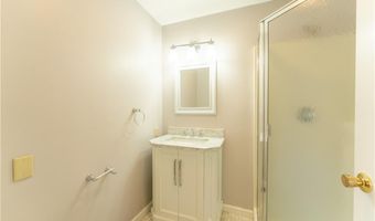 104 Palmer Dr, North Providence, RI 02904