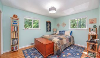 90 Bell Rd, Asheville, NC 28805