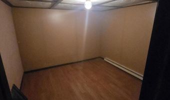 1306 1st St, Britton, SD 57430