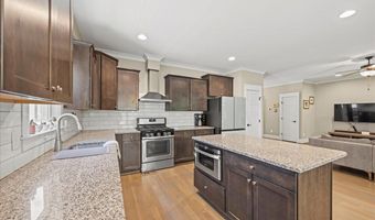 512 Mill Hopper Ln, Apex, NC 27502