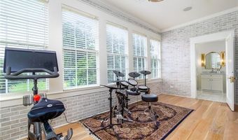 2736 GEORGES Ln, Alexandria, LA 71301