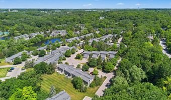 731 Skynob Dr, Ann Arbor, MI 48105