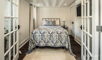 72 Windsor Rd, Asheville, NC 28804