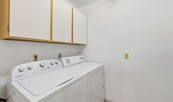 16 SPRUCE HOLLOW Rd, Basye, VA 22810