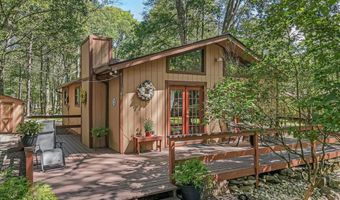 222 Keats Ln, Albrightsville, PA 18210