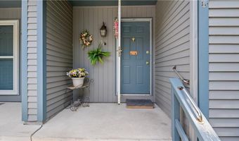 36 Primrose Ln 36, North Providence, RI 02904