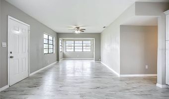 6228 Florida Cir W, Apollo Beach, FL 33572