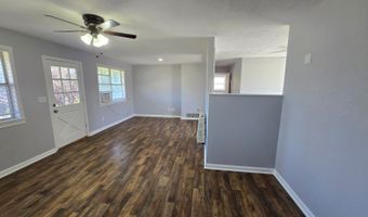 310 S Wickham St, Alvord, TX 76225