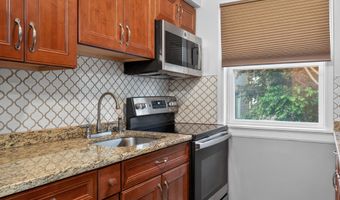 214 AVENUE A B5, Bayonne, NJ 07002