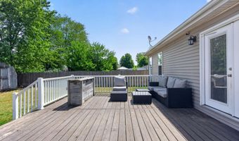 1990 Oak Leaf Dr, Adrian, MI 49221